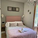 Leyendas Del Pirineo Hotell