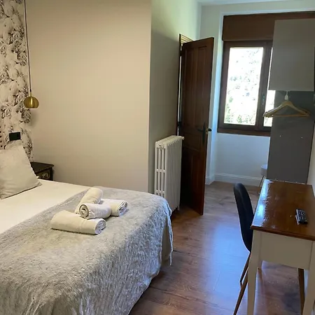 Hotel Leyendas Del Pirineo Fiscal