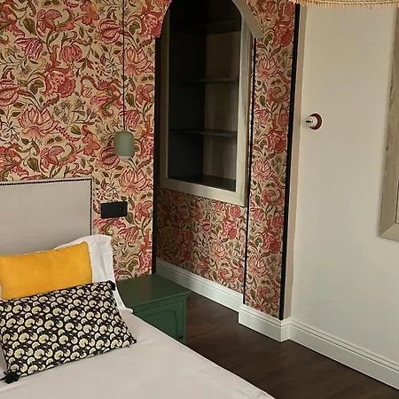 Leyendas Del Pirineo Hotel 3*