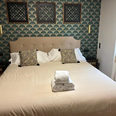 Leyendas Del Pirineo Hotell 3*