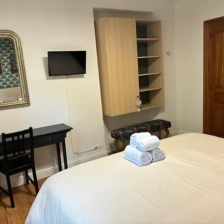 Leyendas Del Pirineo Hotel Fiscal