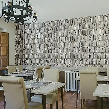 Hotel Leyendas Del Pirineo Fiscal