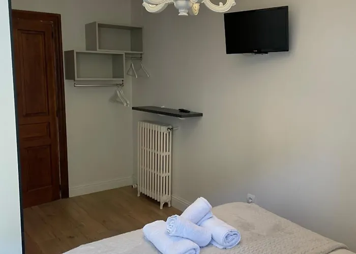 Leyendas Del Pirineo 3* Fiscal