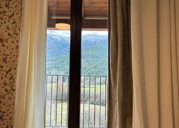 Leyendas Del Pirineo Hotell 3*