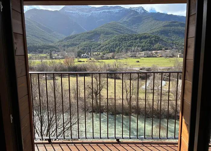 Leyendas Del Pirineo Hotell 3*